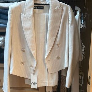 Zara Women's Double-Breasted Cream Blazer